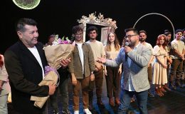 “Düş Oyunu" Sefaköy Kültür Merkezi'nde 'Gala' Yaptı